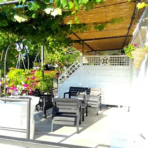 Sun House , Brzac Croazia
